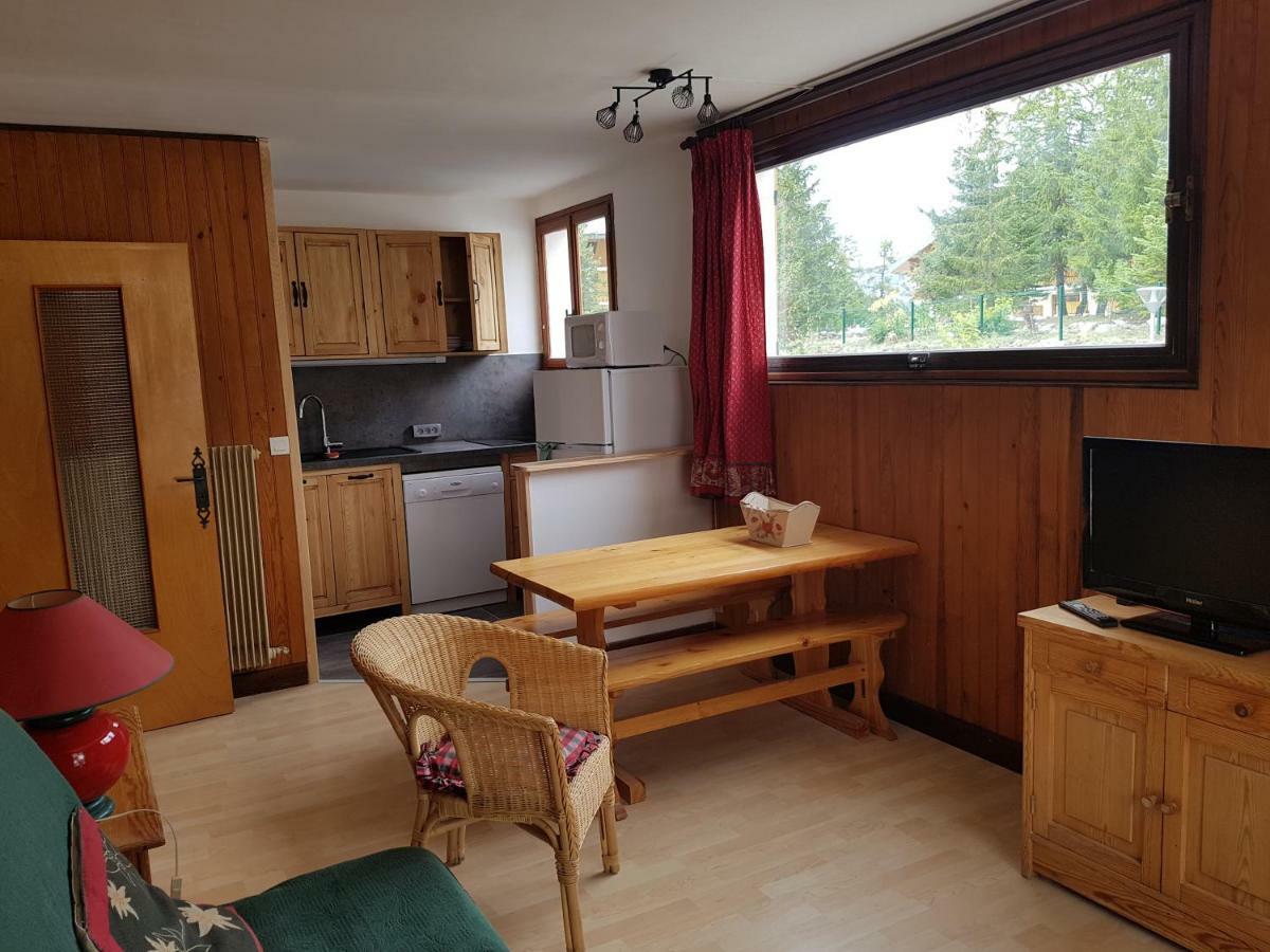 Le Petit Chalet أورو المظهر الخارجي الصورة